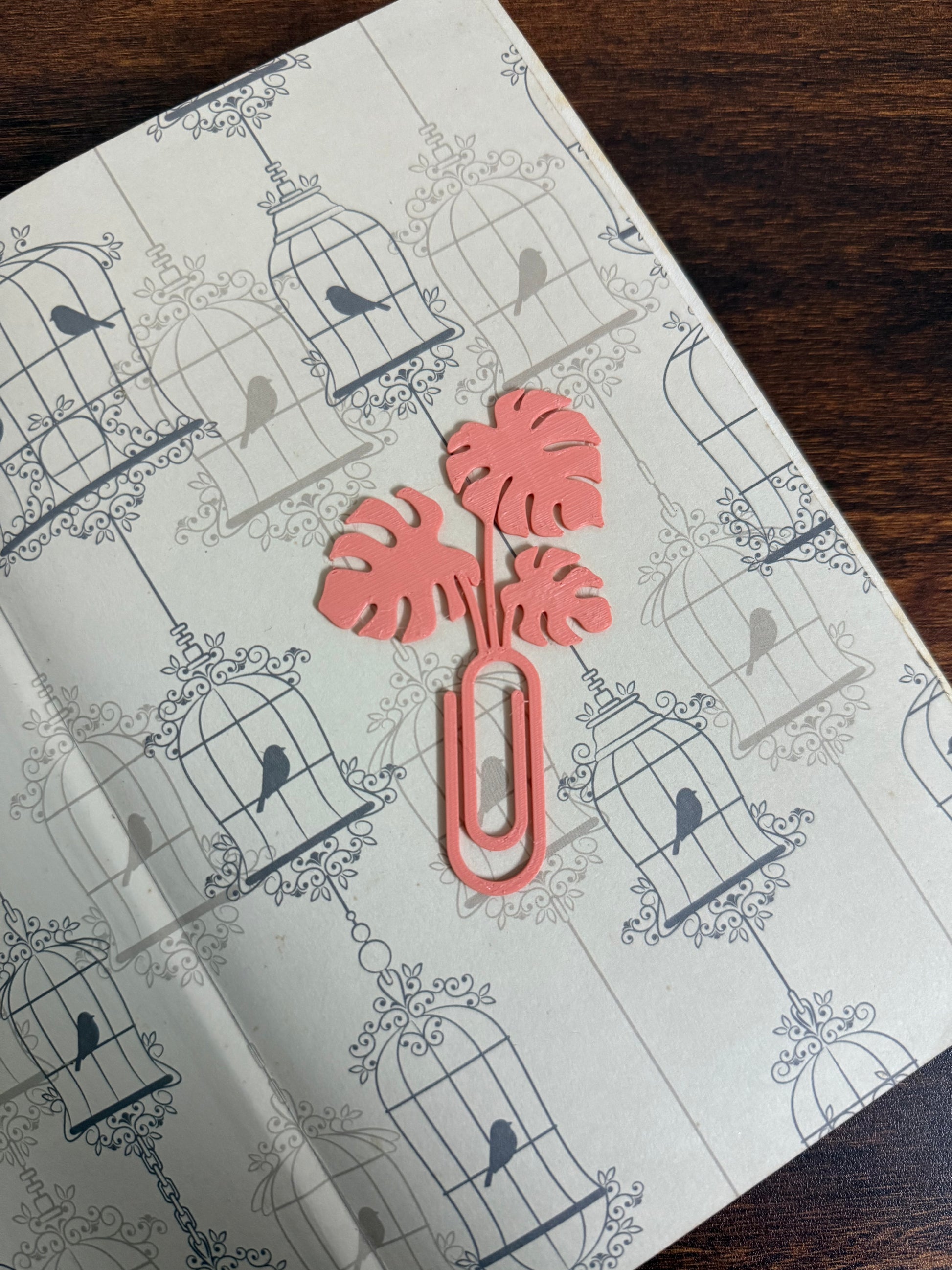 Leaf & Let Read – Clip-On Bookmark